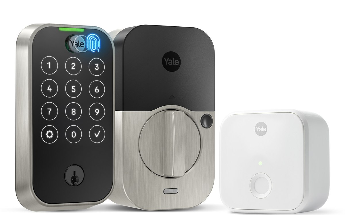 Yale smart lock and keypad deadbolt that work with Alarm.com
